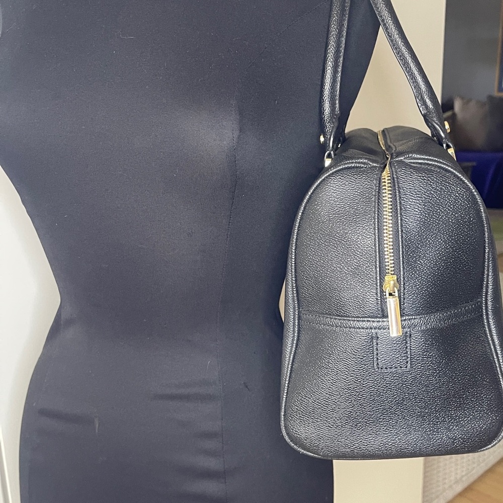 Tory Burch Black Saffiano Leather Doctors Satchel come with original dust cover - Picture 6 of 17